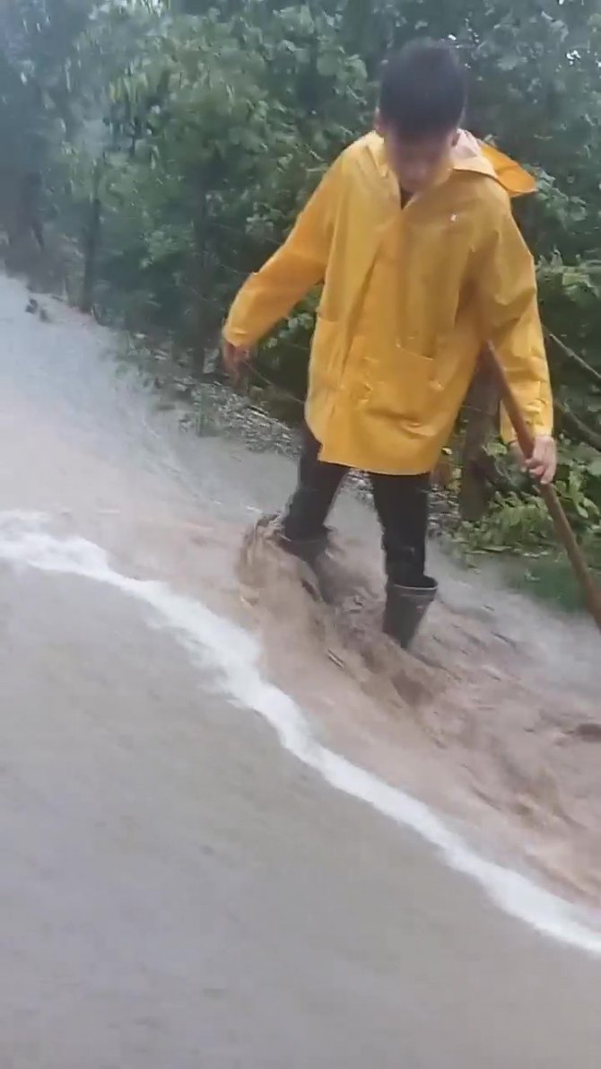 Düzce’de Aşırı Yağışlar Taşkınlara Sebep Oldu