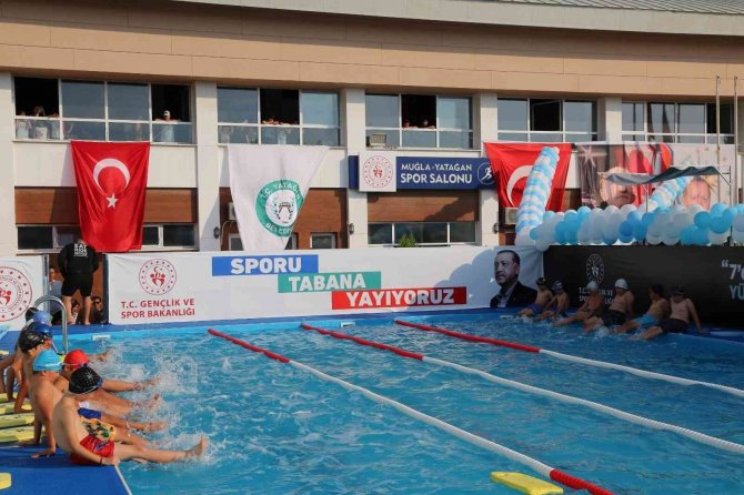 Yatağan’da Yüzme Bilmeyen Kalmayacak