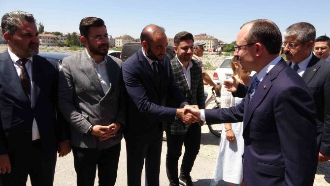 Bakan Muş’tan Ak Parti Kayseri İ̇l Başkanlığına Ziyaret