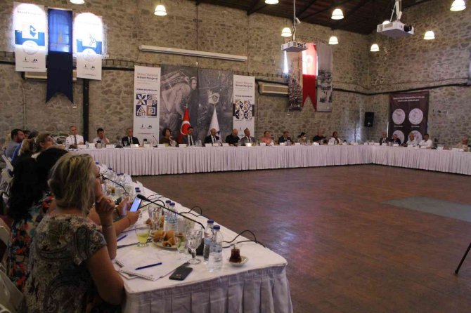 İ̇kinci Yüzyıl İ̇zmir İ̇ktisat Kongresi’nin İlk Adımı Atıldı