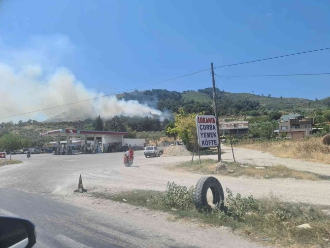Manisa’da 2 Ayrı Noktada Ormanlık Alanda Yangın Başladı