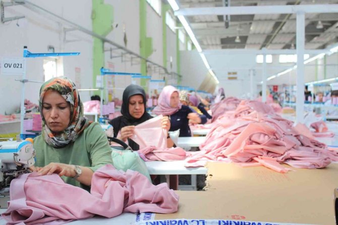 Afyonkarahisar’da Tekstil Sektörü Hızla Büyümeye Devam Ediyor