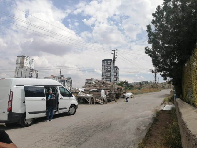 Alacak-verecek Sebebiyle Tartıştığı Yeğenini Kurşun Yağmuruna Tuttu