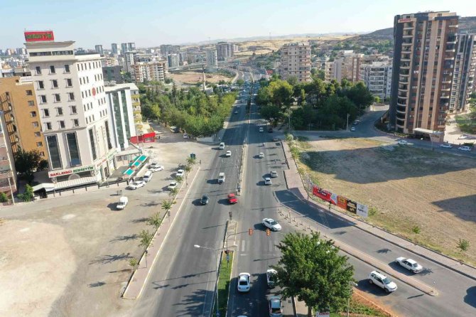 Şanlıurfa’da Kavşak Çalışmaları Sürüyor