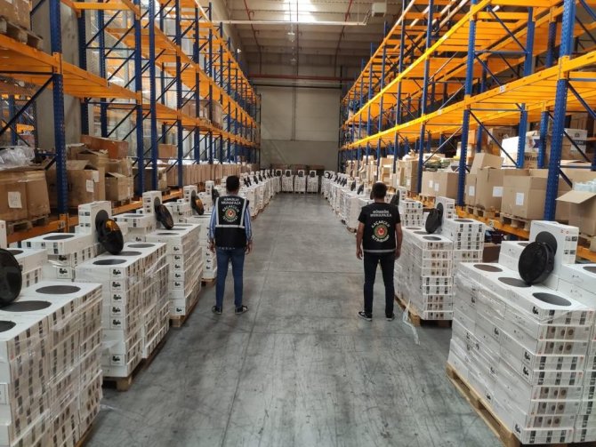 Gümrük Muhafaza’dan 45 Milyonluk Robot Süpürge Operasyonu