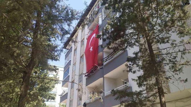 Gaziantep’e Şehit Ateşi Düştü