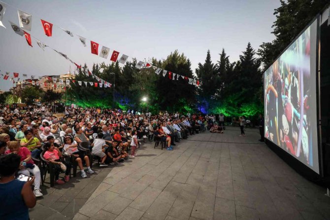 Yenimahalle’de Yaz Akşamlarına “Bergen” Damga Vurdu