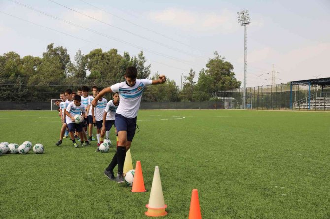 Kocaispir: "Çocuklarımızı Geleceğe Hazırlıyoruz"