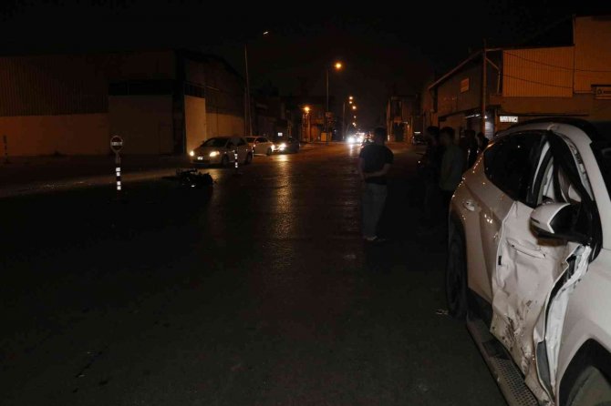 Adana’da Cipe Çarpan Motosiklet Sürücüsü Öldü