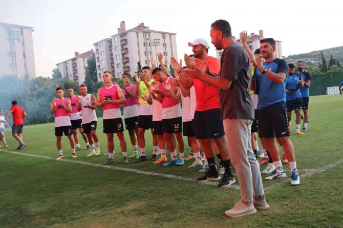Altay Taraftarından Takıma Tam Destek