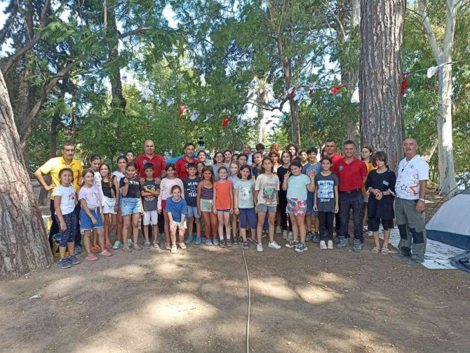 Jandarmadan İzci Çocuklara Dağcılık Eğitimi