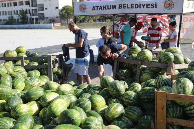 Dayanışma Kampanyasında 400 Ton Karpuz Vatandaşa Ulaştı