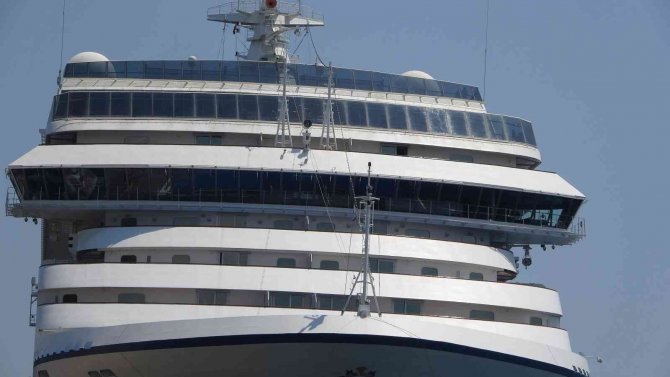 Dev Yolcu Gemisi Marmaris Esnafına Can Suyu Oldu