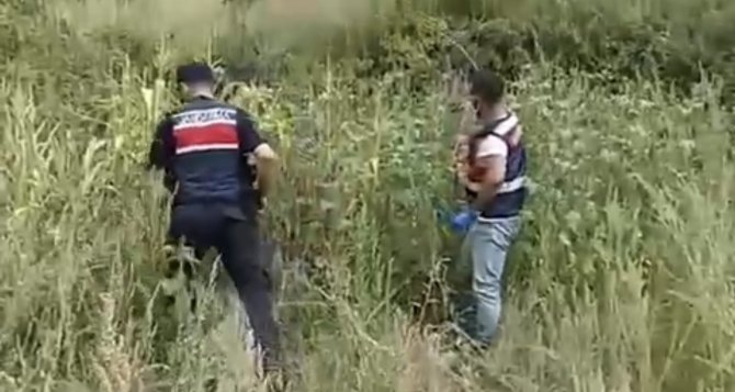 Jandarma Zehir Tacirlerine Göz Açtırmadı