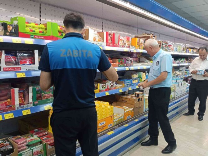 Hakkari’de Zincir Marketlere Sıkı Denetim