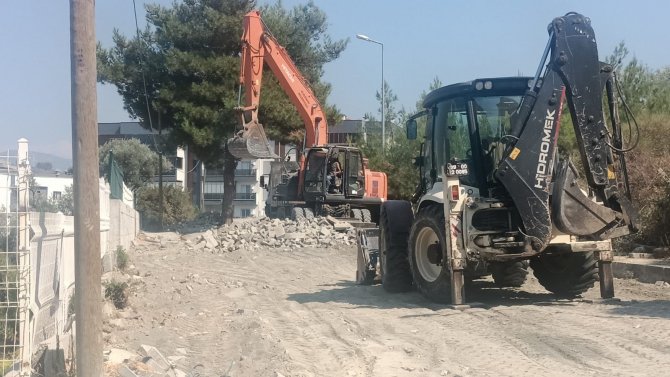 Kuşadası Belediyesi’nden Aralıksız Mesai