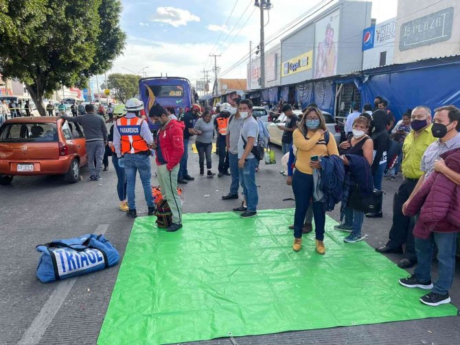 Meksika’da Zincirleme Trafik Kazası: 50 Yaralı