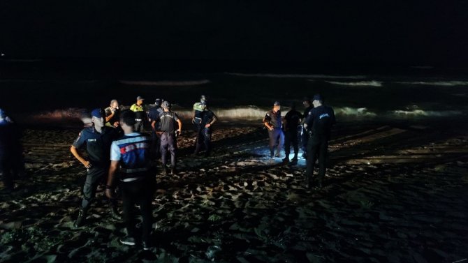 Dalgalara Kapıldığı Bölgeden 3 Kilometre Uzaklıkta Cansız Bedeni Bulundu