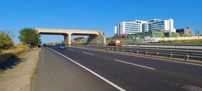 Şehir Hastanesi Bağlantı Yolları Yılan Hikayesine Döndü