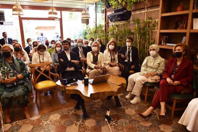 Türkiye’nin Afrika Büyükelçilerinden Afrika Evi’ne Ziyaret