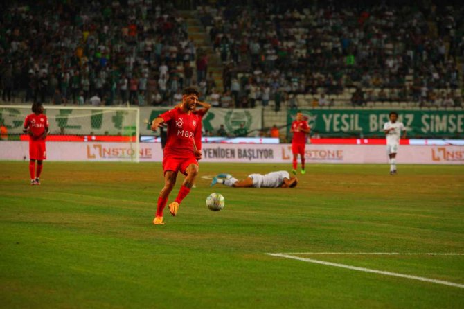 Uefa Konferans Ligi: Konyaspor: 1 - Vaduz: 1 (Maç Devam Ediyor)
