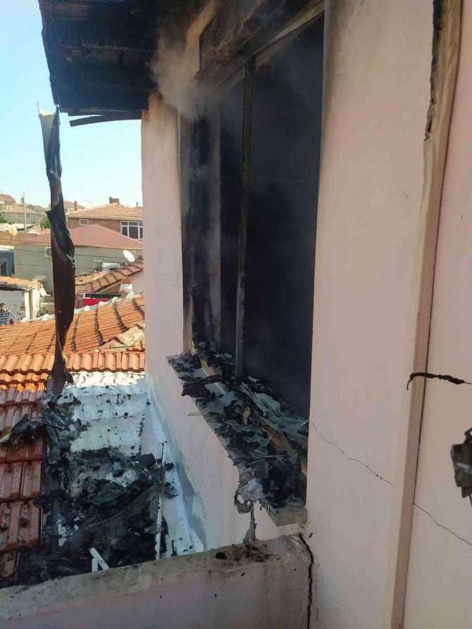 Kırklareli’nde Evde Çıkan Yangın Söndürüldü