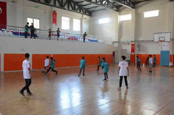 Kur’an Kursu Öğrencilerine Futsal Etkinliği