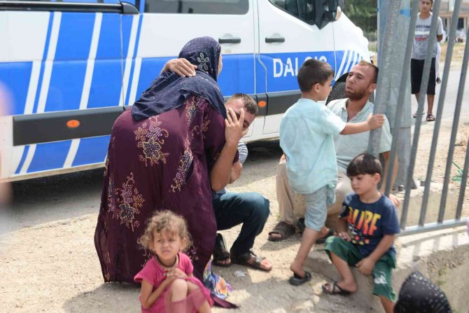Sulama Kanalında Kaybolan 10 Yaşındaki Çocuğun Ailesi Feryat Etti