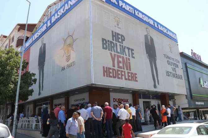 Ak Parti’den Kurucularına ’Ahde Vefa’ Aşuresi