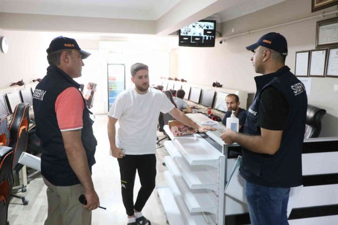 Aksaray’da Yasa Dışı Bahse “Kırmızı Kart” Denetimi