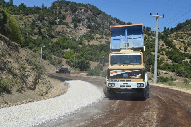 Konyaaltı Ve Kumluca Bağlantı Yolu Asfaltlama