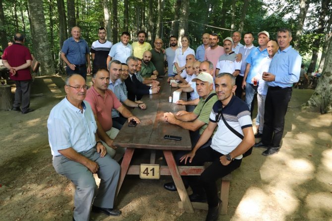 Azerbaycanlı Heyet Samsun’da Fındık Bahçelerini İnceledi