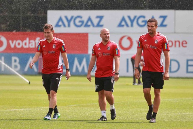 Beşiktaş, Kondisyon Ve Taktik Çalıştı