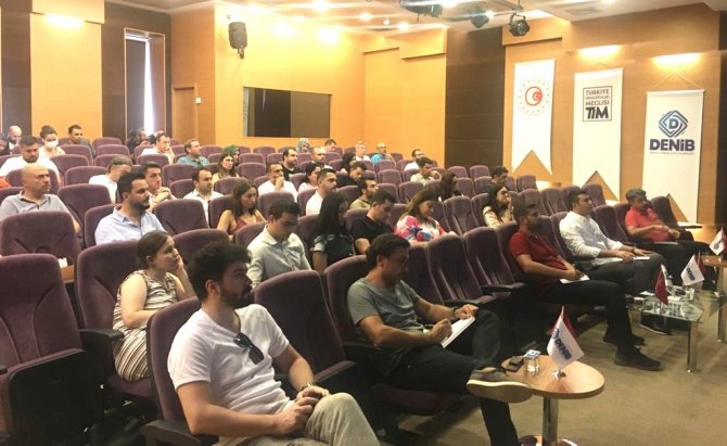 Deni̇b Akademi’den Ticari İstihbarat Eğitimi