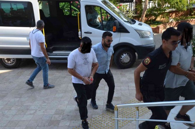 Didim’de Zabıta Müdürüne Silahlı Saldırıda 6 Şüpheli Adliyeye Sevk Edildi