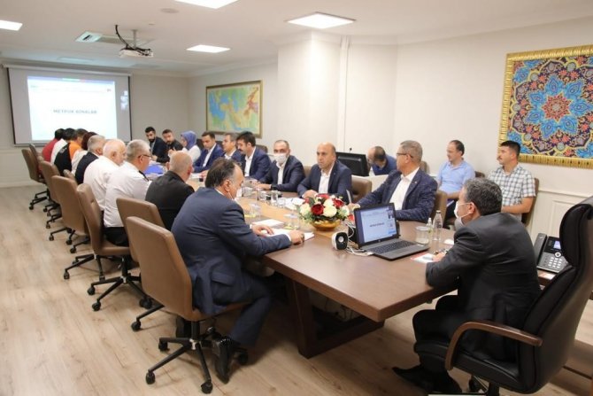 Düzce’de Metruk Binalar Yıkılıyor