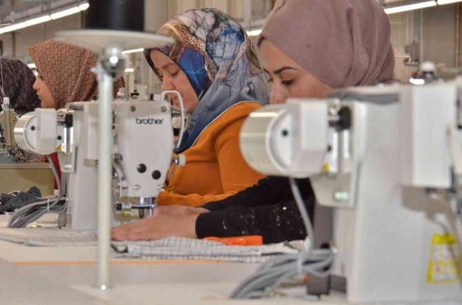 Başkan Gürbüz: "Elbistan Tekstille Yeni Bir Sinerji Yakaladı"