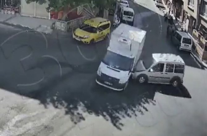 Gaziantep’teki Trafik Kazaları Kameraya Yansıdı