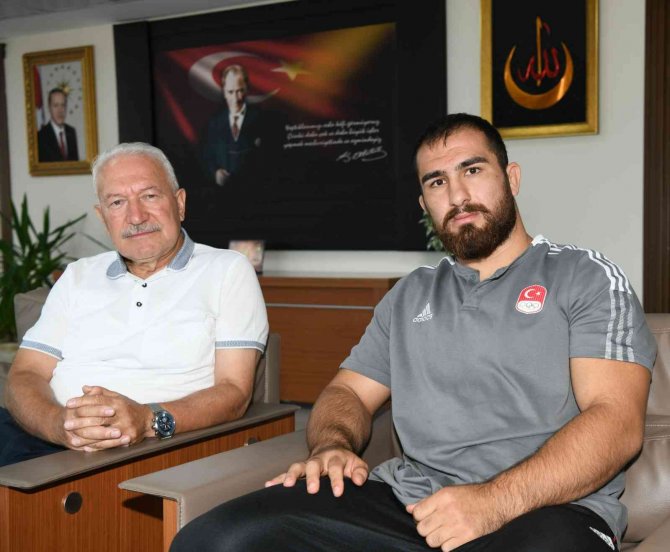 Türkiye’nin 100’üncü Altın Madalyasını Kazanan Aktürk’ten Altın Madalya Sözü