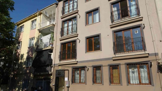 Yaşlı Adam Evinde Ölü Bulundu