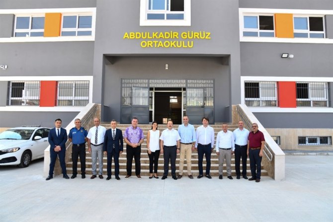 Vali Pehlivan, Yapımı Tamamlanan Okullarda İncelemelerde Bulundu