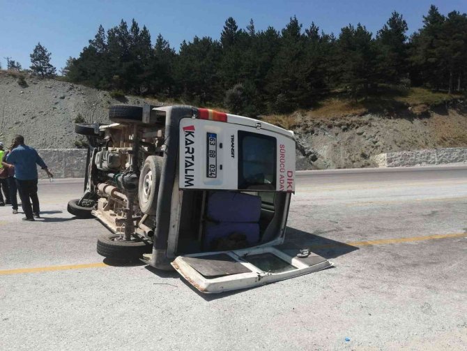 Düğün Yolunda Kaza: 5 Yaralı