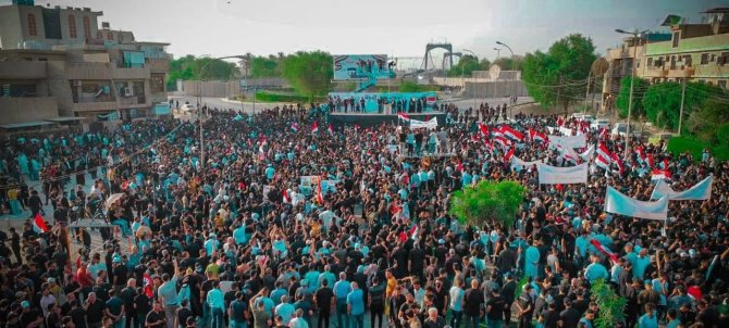 Irak’ta Koordinasyon Grubu Ve Sadr Grubu Destekçilerinden Karşılıklı Protesto