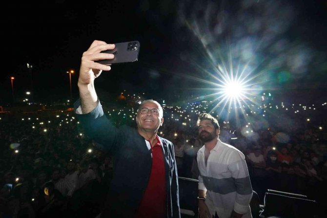 Üsküdar Fest 22" 3 Günde 300 Bin Katılımla Rekor Kırdı