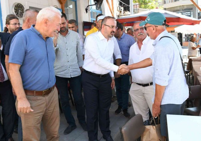 Ak Partili Turan: “6 Değil 66 Parti De Bir Araya Gelseler, Ak Parti Çanakkale’nin Birinci Partisidir”