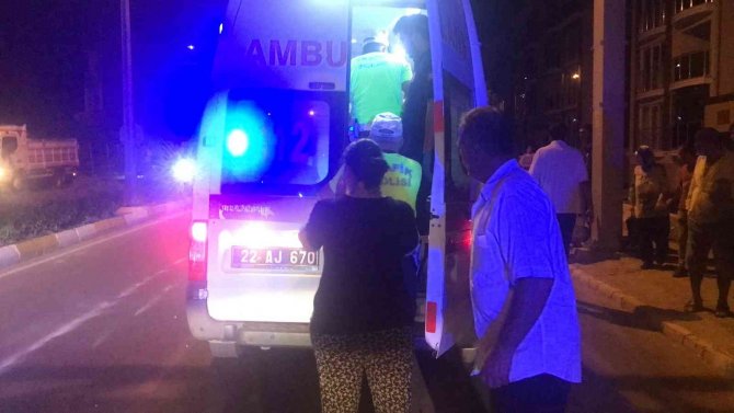 Alkollü Sürücünün Kullandığı Otomobil Kamera Trafosuna Çarparak Takla Attı