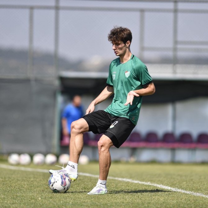 Bursaspor’da Yeni Sezon Hazırlıkları Sürüyor