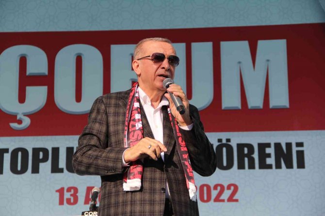 Cumhurbaşkanı Erdoğan: "Millete Hizmetten Nasibi Olmayanlara İnat Eserlerimizle Mührümüzü Vurmayı Sürdüreceğiz"