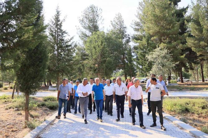 Denizli’deki 827 Mezarlık Büyükşehire Emanet