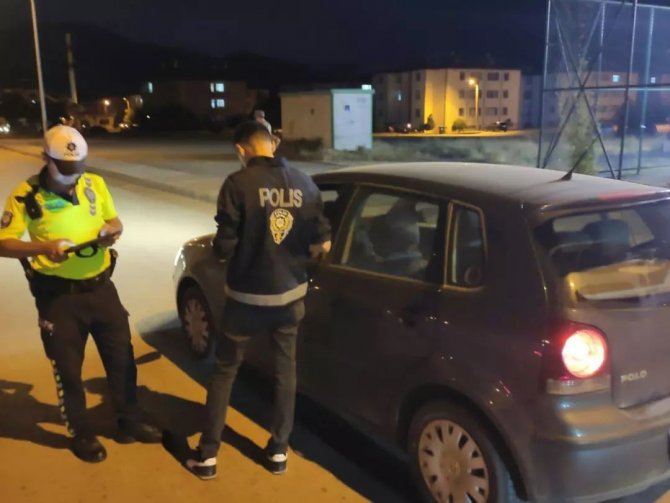 Erzincan’da 237 Kişi Sorgulandı, 83 Araç Denetlendi